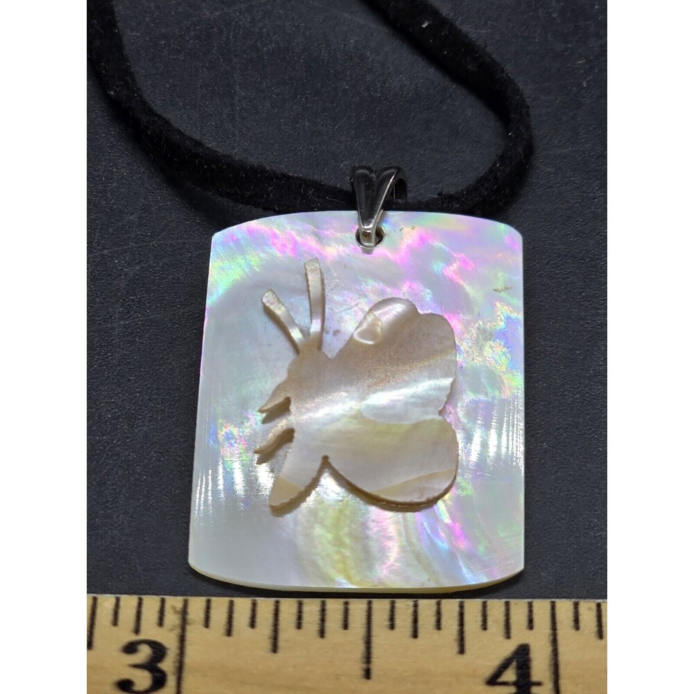 Vtg Artisan Butterfly Necklace Chocker Mother Of Pearl Leather Chain Adjustable - Picture 6 of 9
